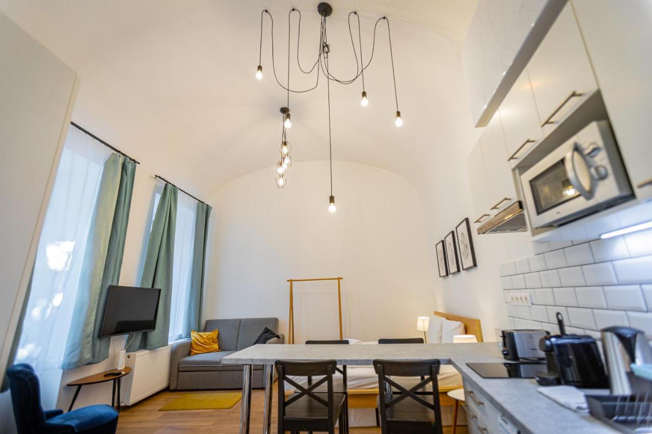 Cassa Mist * Budapest